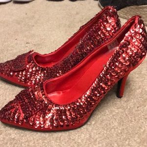 Ruby red slippers!!